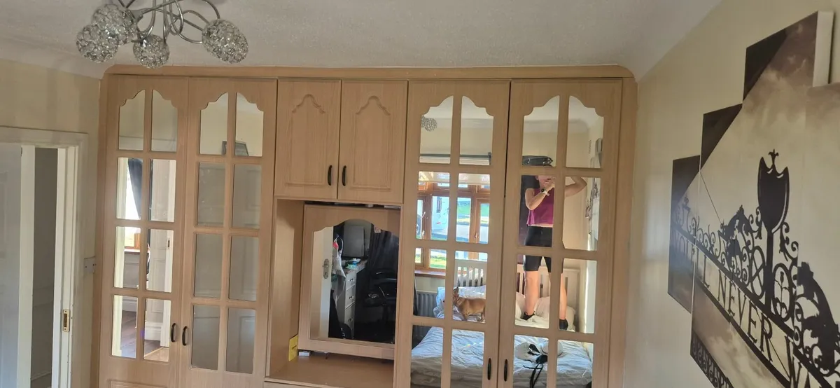 Wardrobe - Image 2