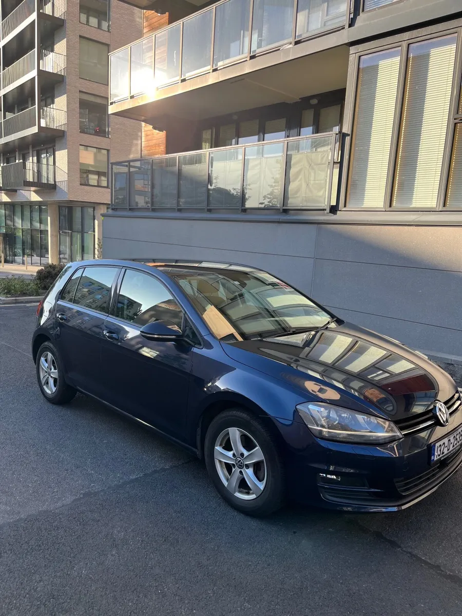 Volkswagen Golf 2013 - Image 2