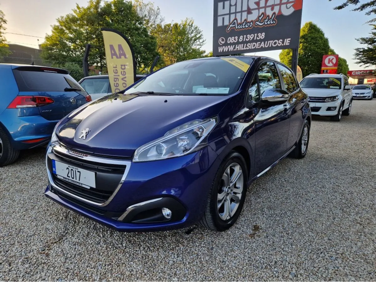 Peugeot 208 Allure 1.2 Petrol 5DR Automatic - Image 2