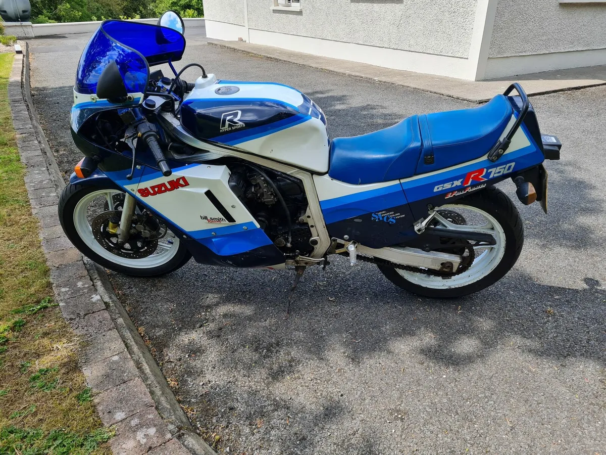 Suzuki Gsxr 750 & Yamaha xjr 1200 - Image 2