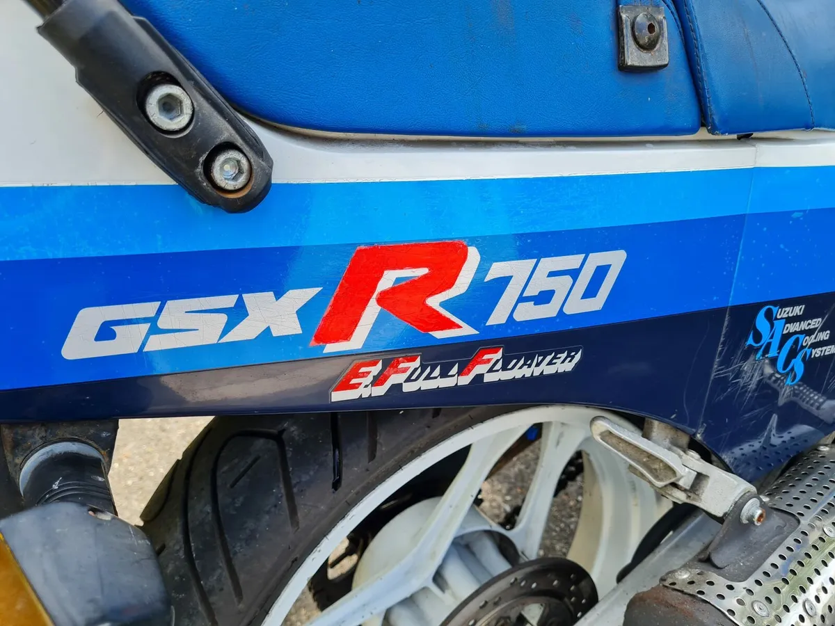Suzuki Gsxr 750 & Yamaha xjr 1200 - Image 4