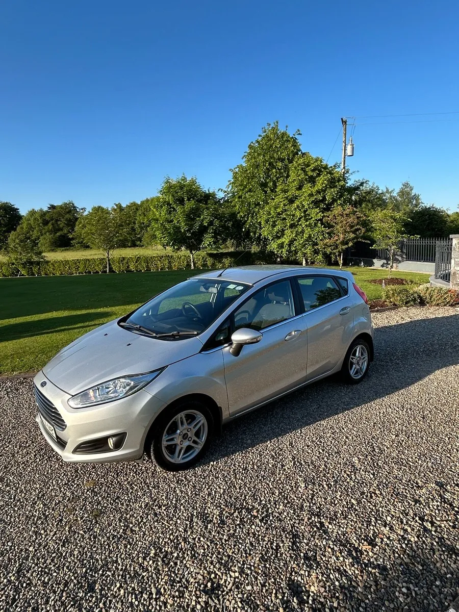 2013 Ford Fiesta 5dr immaculate - Image 2