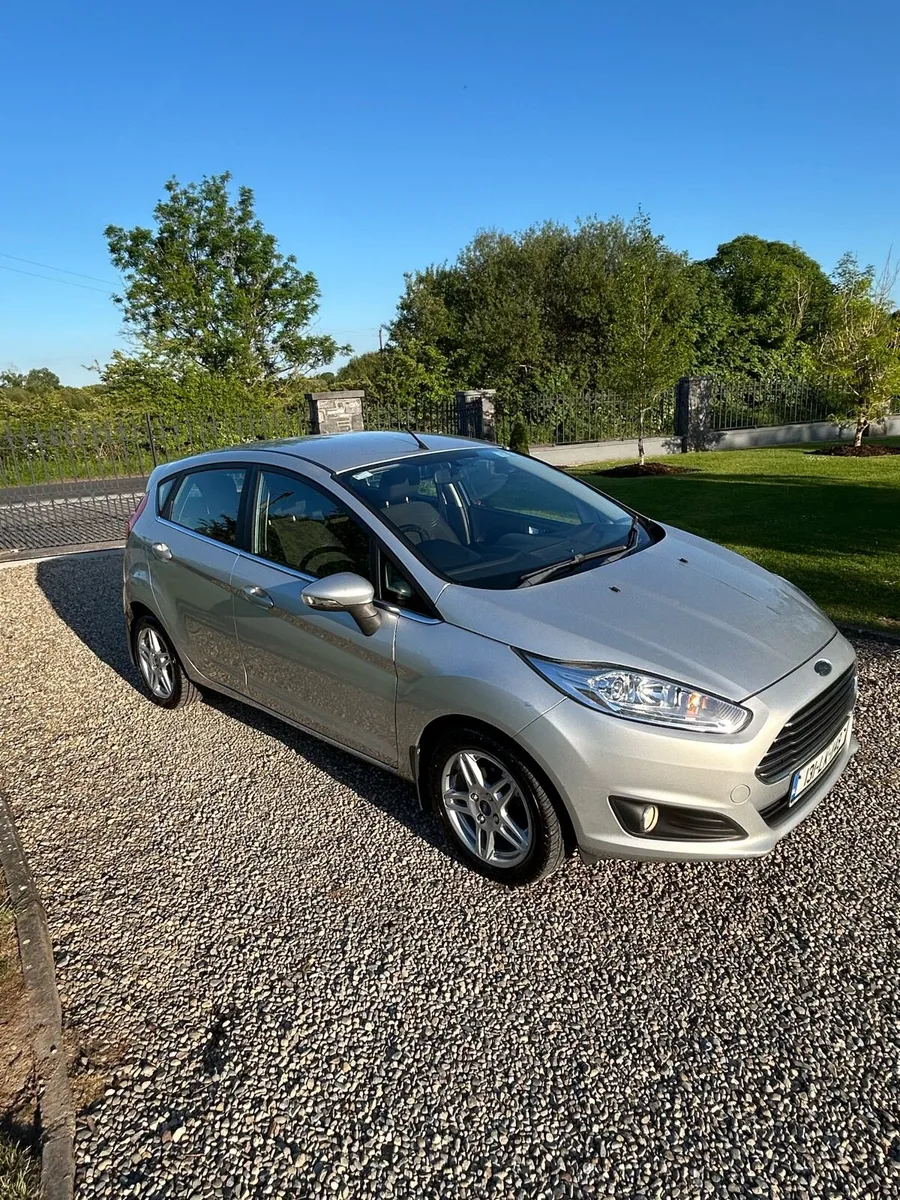 2013 Ford Fiesta 5dr immaculate - Image 3