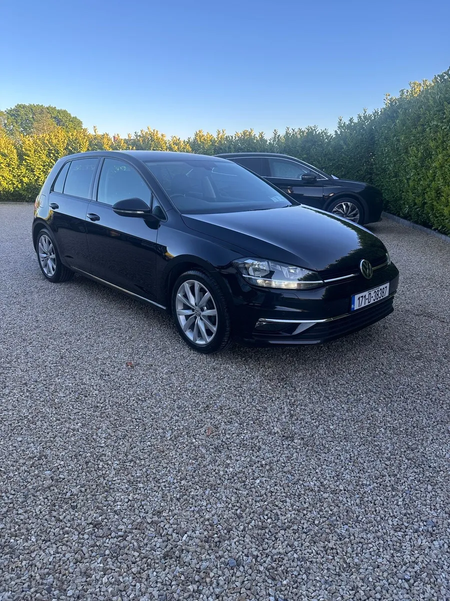 2017 Volkswagen Golf 1.0 Highline - Image 1