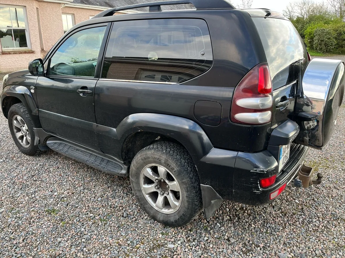 Toyota Land Cruiser - Image 4