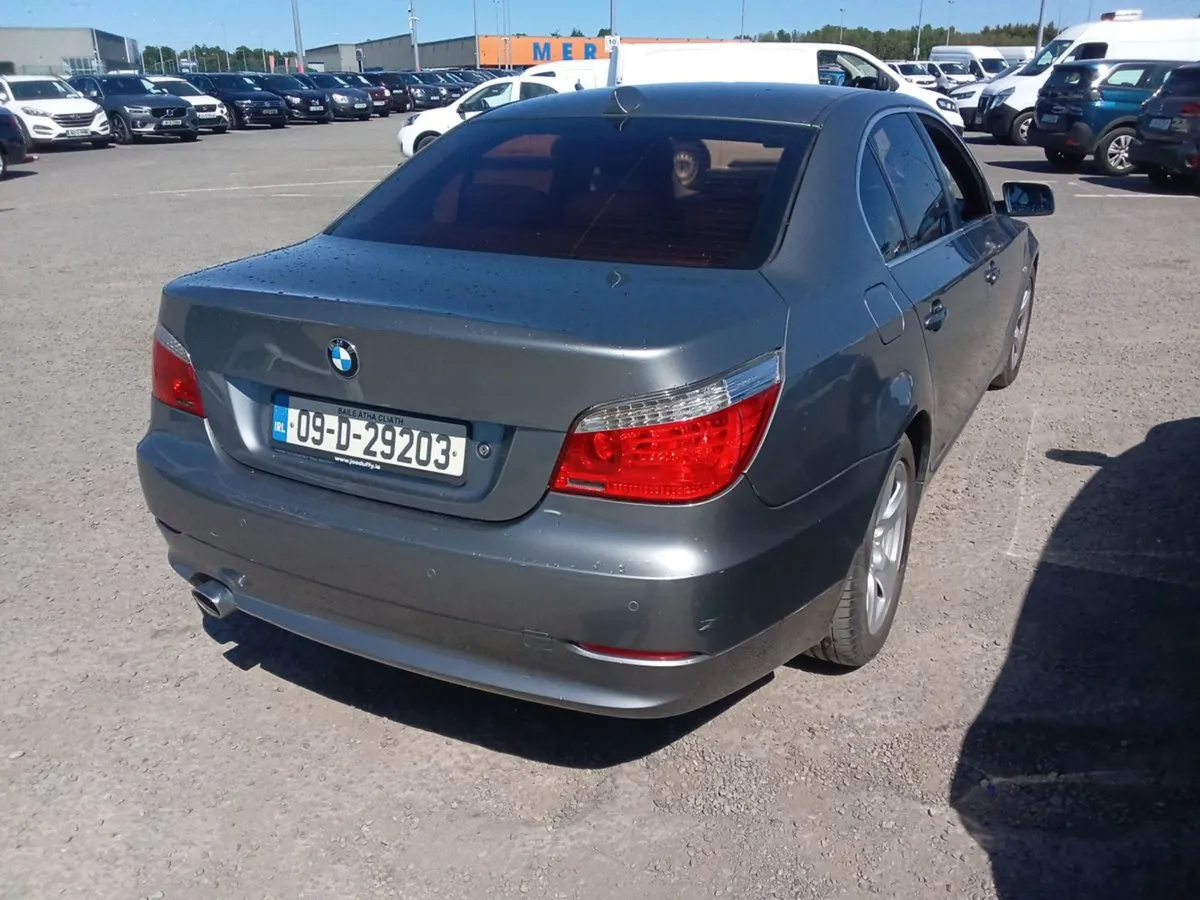 BMW 5 Series E60 SE 1995 - Image 2