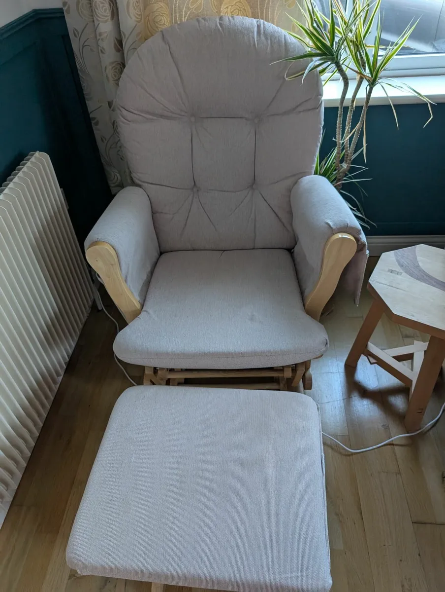 Rocking Chair - Image 2