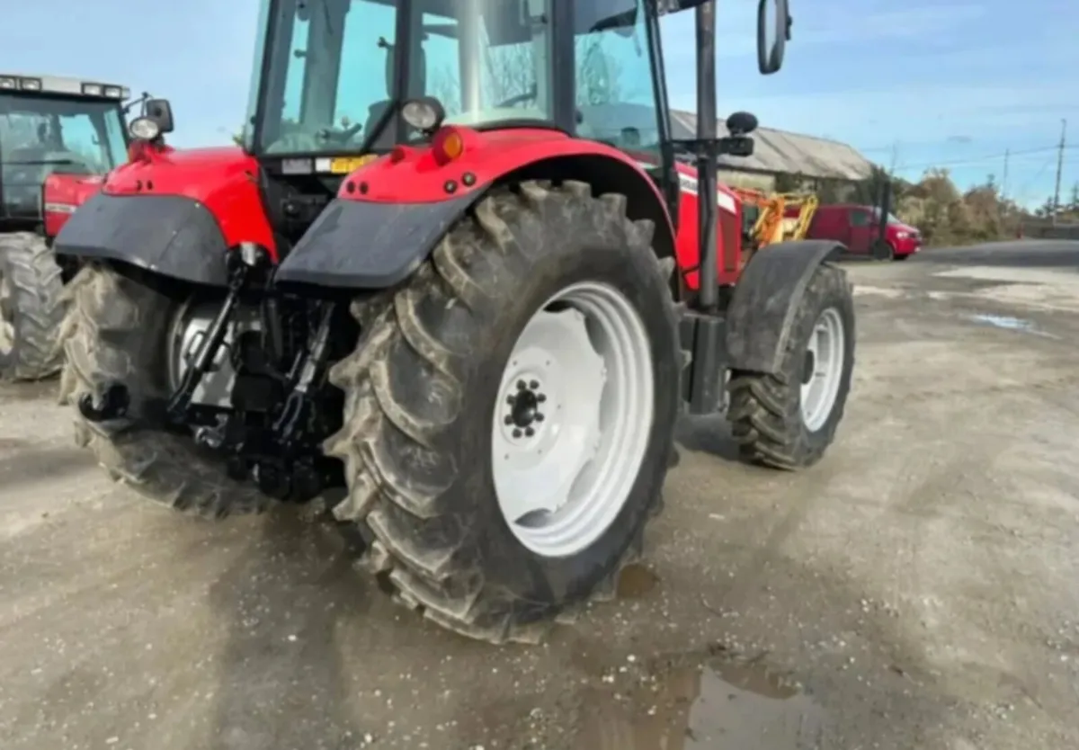 2008 Massey Ferguson 5470 - Image 2
