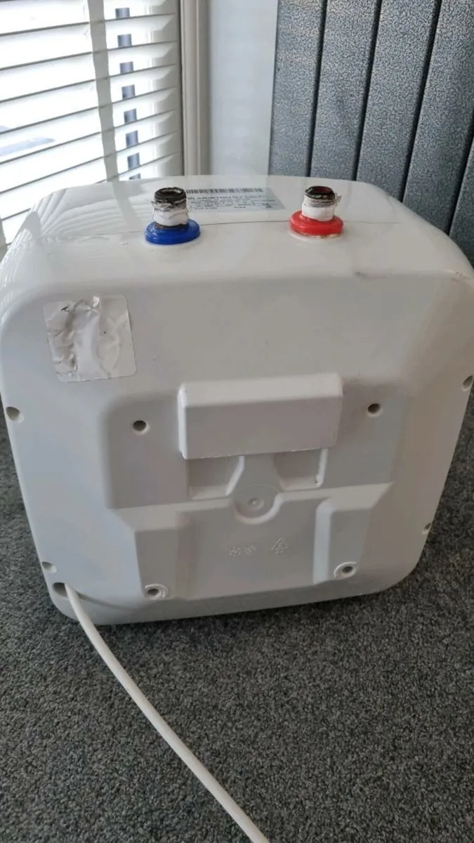 Ariston Electric Under Sink Water Heater - Image 3