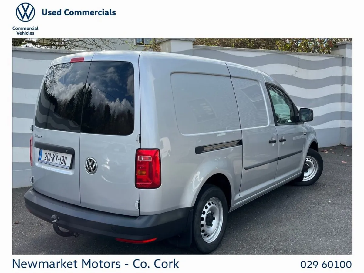 Volkswagen Caddy Maxi 2.0tdi 102BHP 5 Speed Long - Image 3