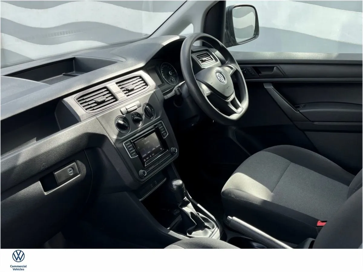 Volkswagen Caddy Maxi 2.0tdi 102BHP 5 Speed Long - Image 4