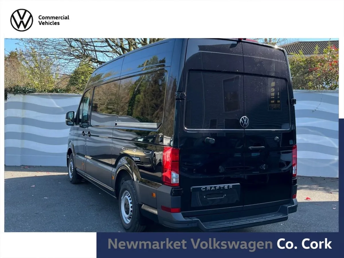 Volkswagen Crafter Highline Automatic Medium Whee - Image 3
