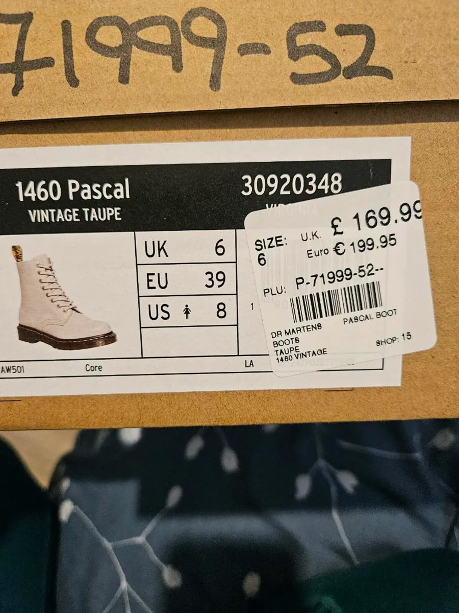 Boots - Image 3