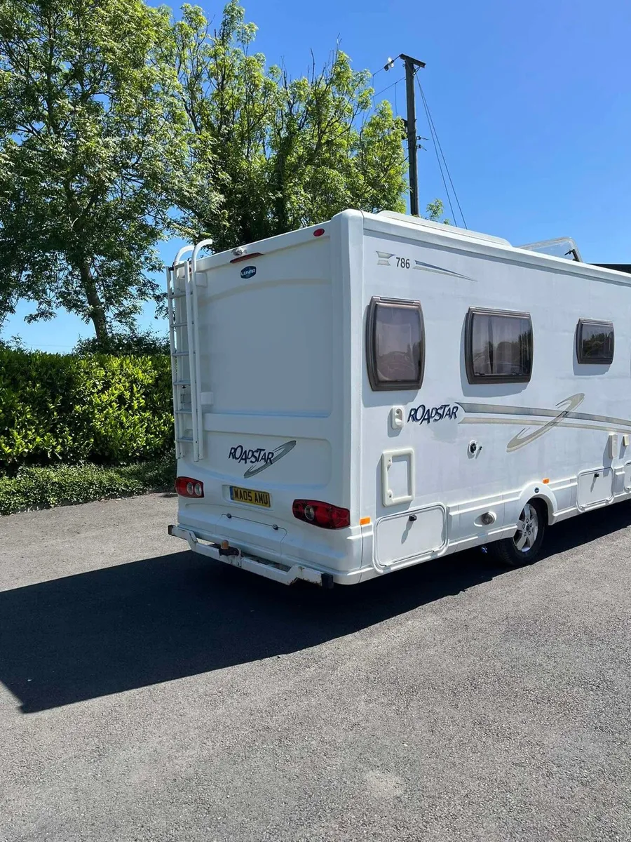 Motorhome - Image 4