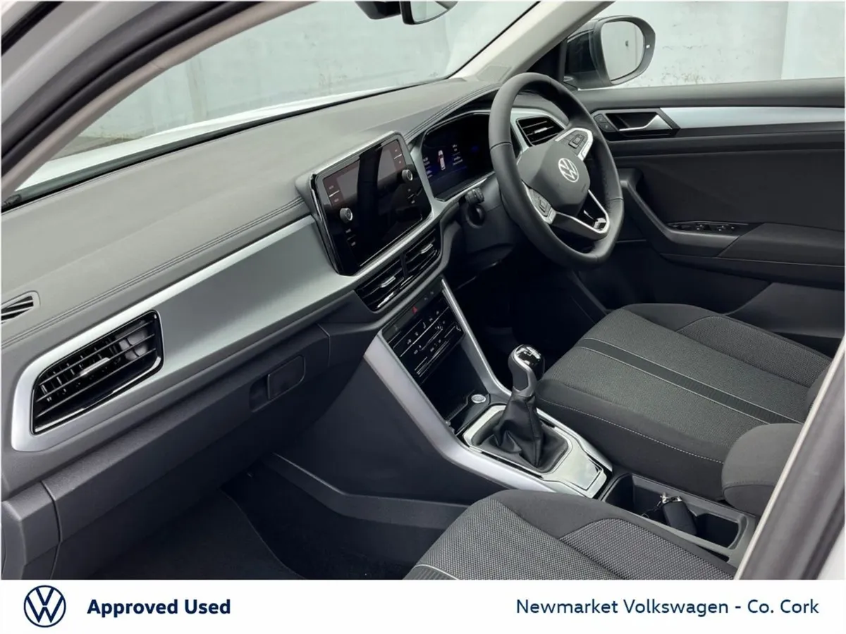 Volkswagen T-Roc Edition 75 2.0tdi 6 Speed 116BHP - Image 4