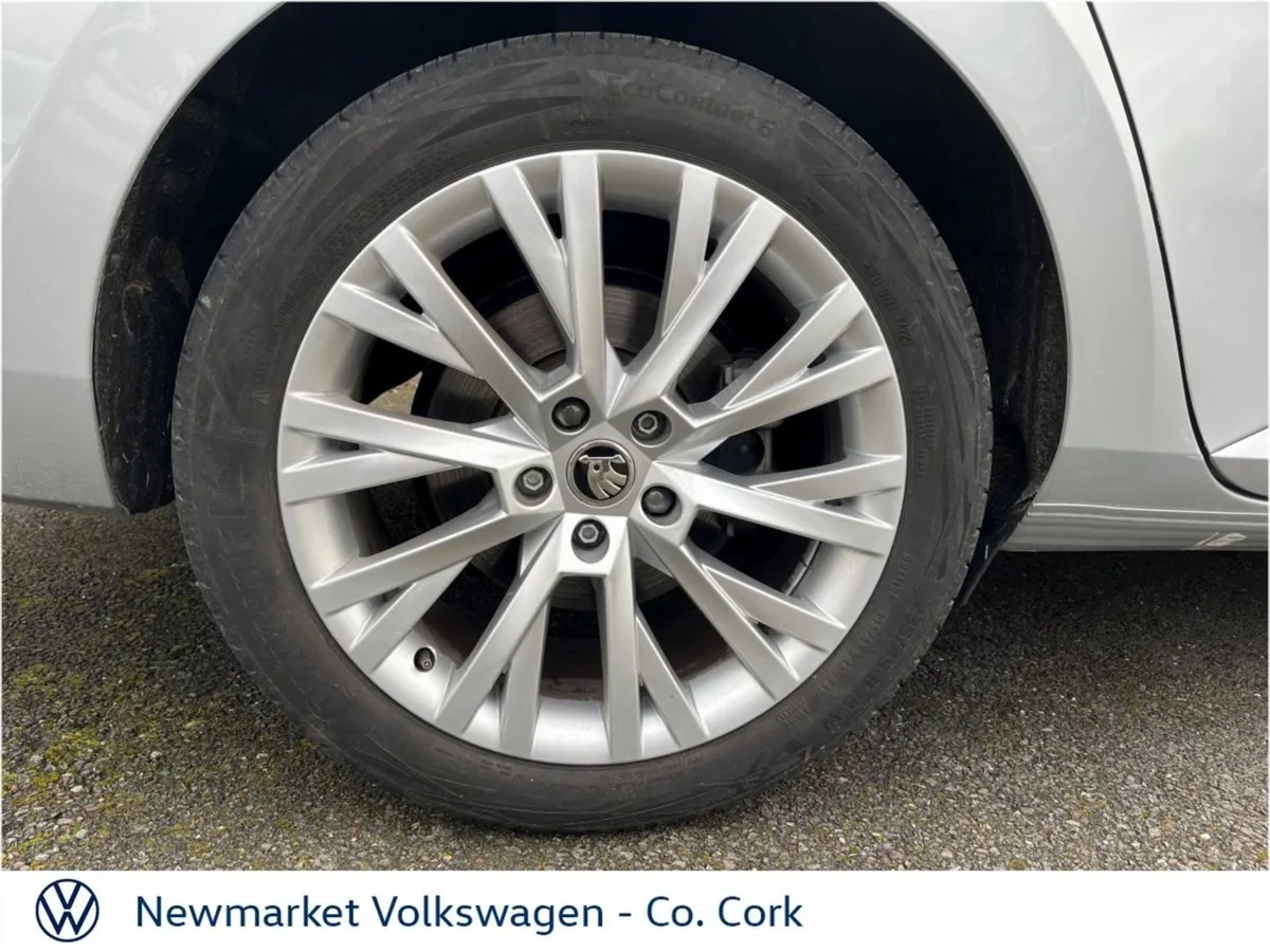 Skoda Superb Style Estate Combi 2.0tdi 150BHP DSG - Image 2