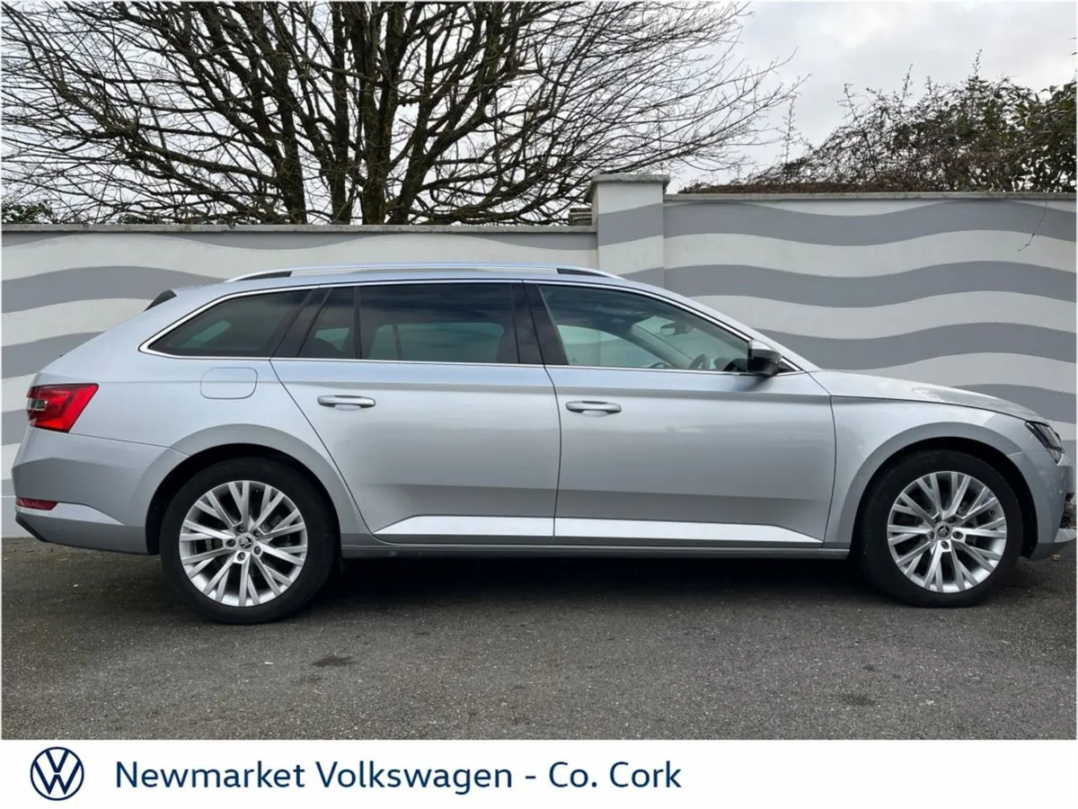 Skoda Superb Style Estate Combi 2.0tdi 150BHP DSG - Image 4