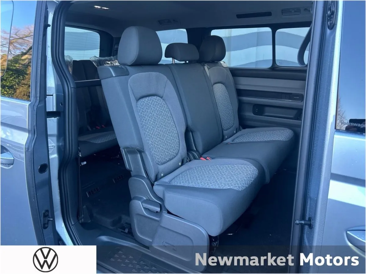 Volkswagen ID. Buzz 7 Seater Style 86kwh 280BHP L - Image 4