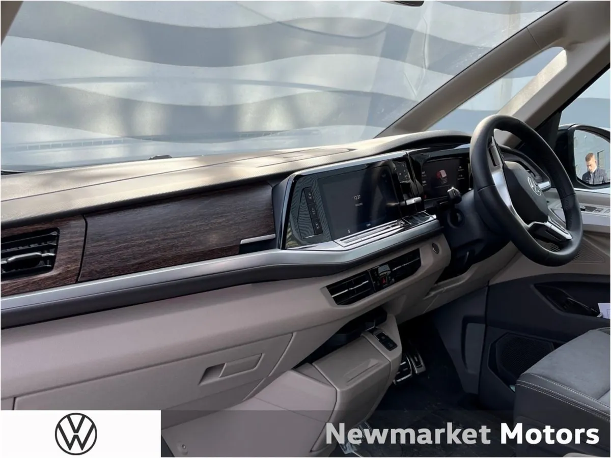 Volkswagen Multivan 7 Seater Style Automatic 1.5t - Image 4