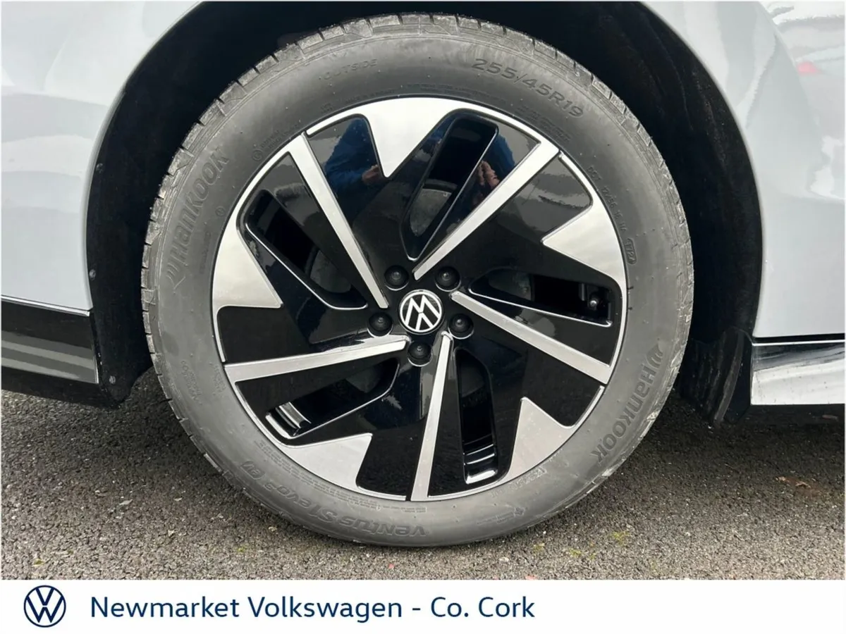 Volkswagen ID.7 286BHP PRO Plus Long Range BIG Ba - Image 2