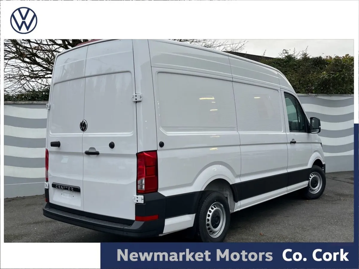 Volkswagen Crafter Trendline 35 Medium Wheel Base - Image 3