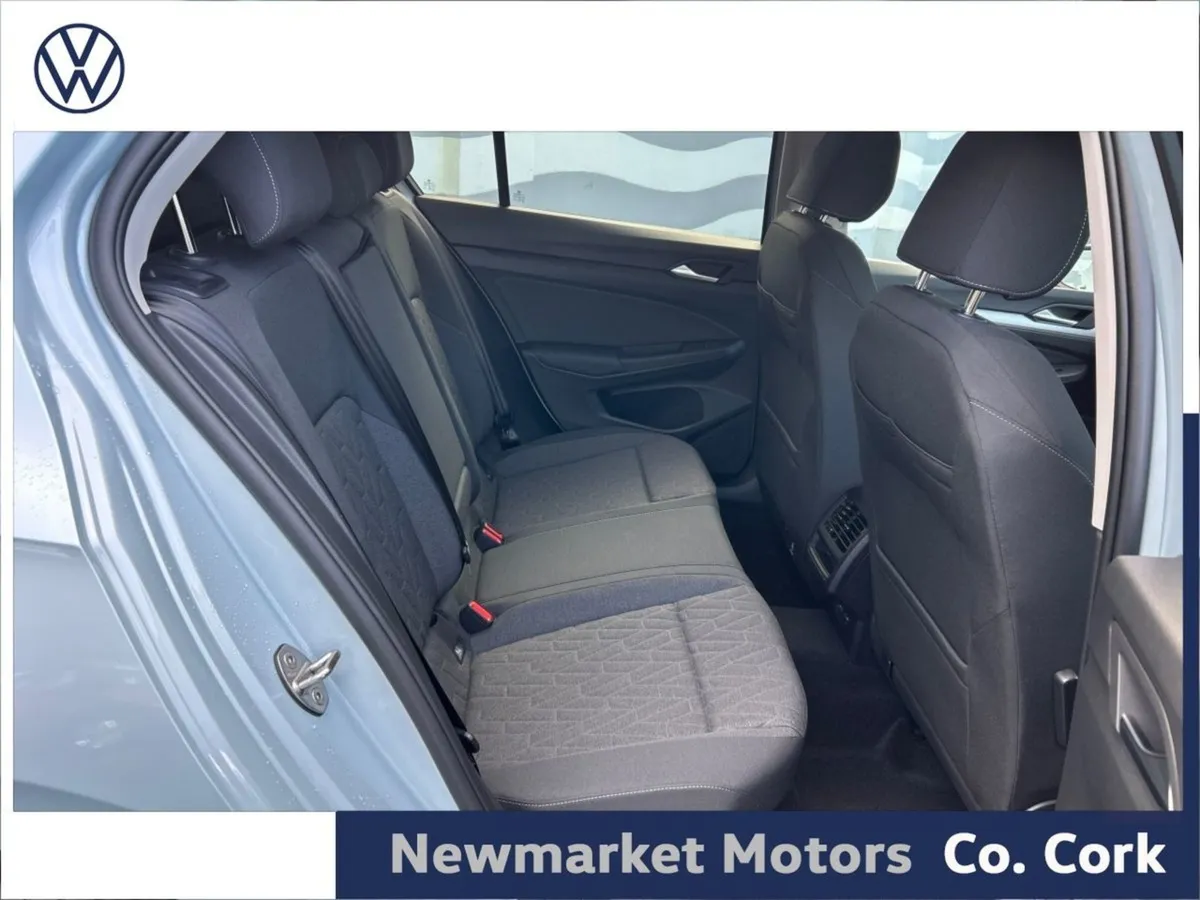 Volkswagen Golf Edition 75 2.0tdi IN Stock Availa - Image 3