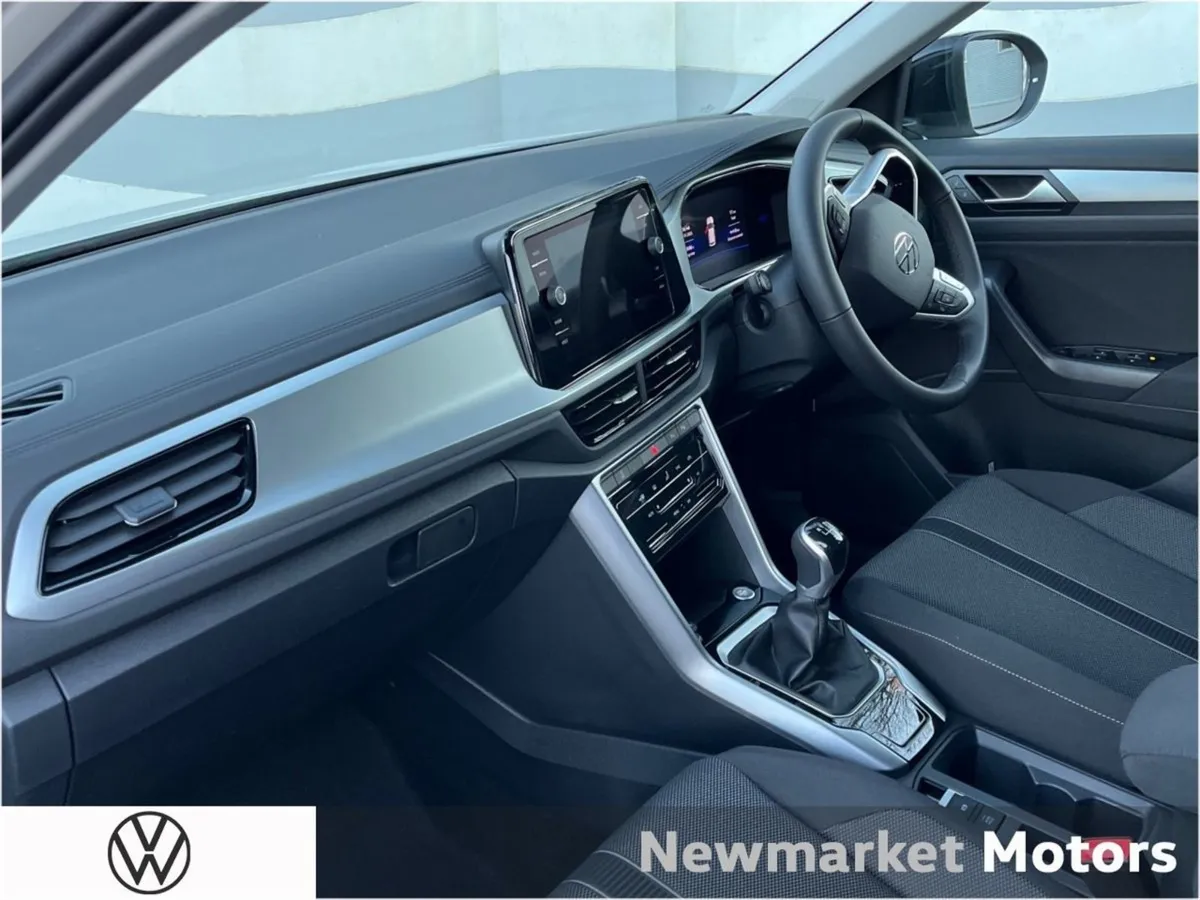 Volkswagen T-Roc Edition 75 2.0tdi - Image 4