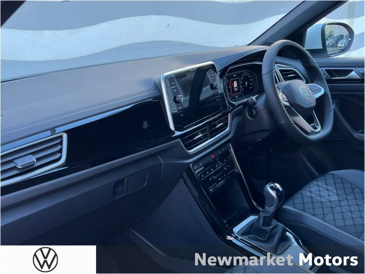 Volkswagen T-Roc R-line 2.0tdi 116BHP 6 Speed IN - Image 4