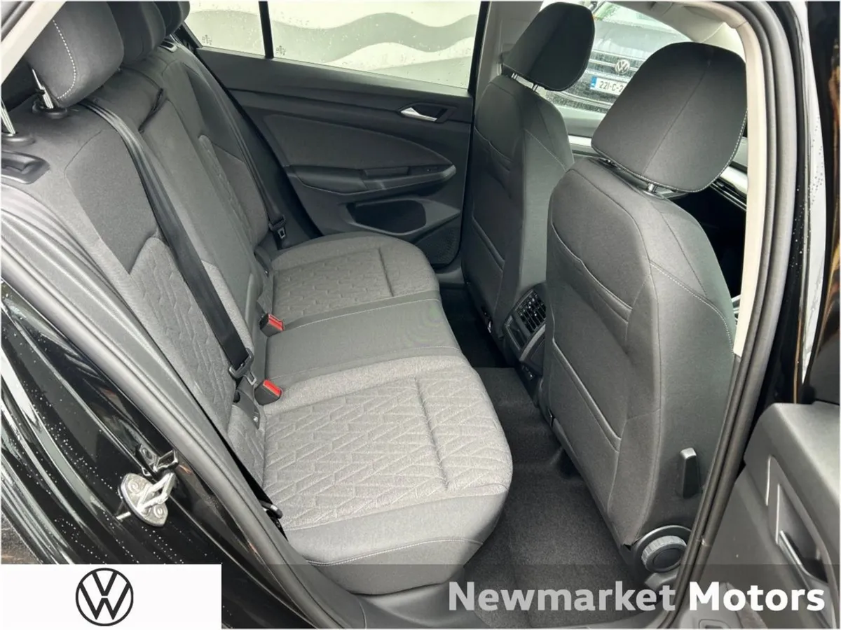 Volkswagen Golf Launch Edition 2.0tdi 115BHP 6 Sp - Image 2