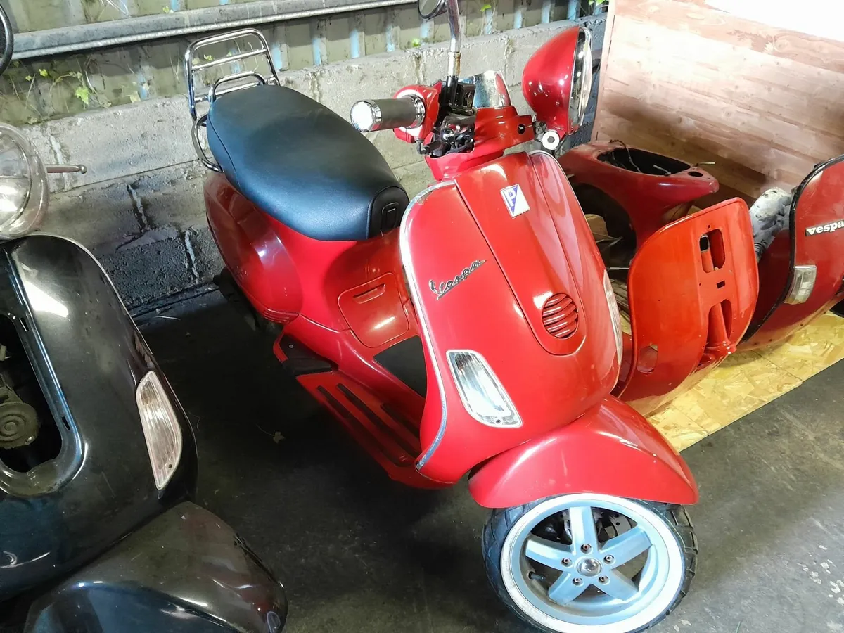 Piaggio Vespa's - Image 1