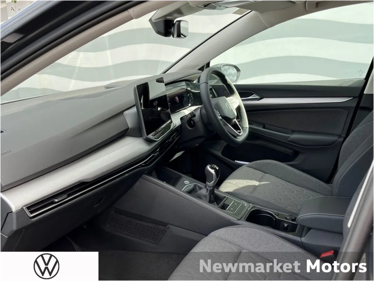 Volkswagen Golf Launch Edition 1.5tsi 115BHP 6 Sp - Image 4