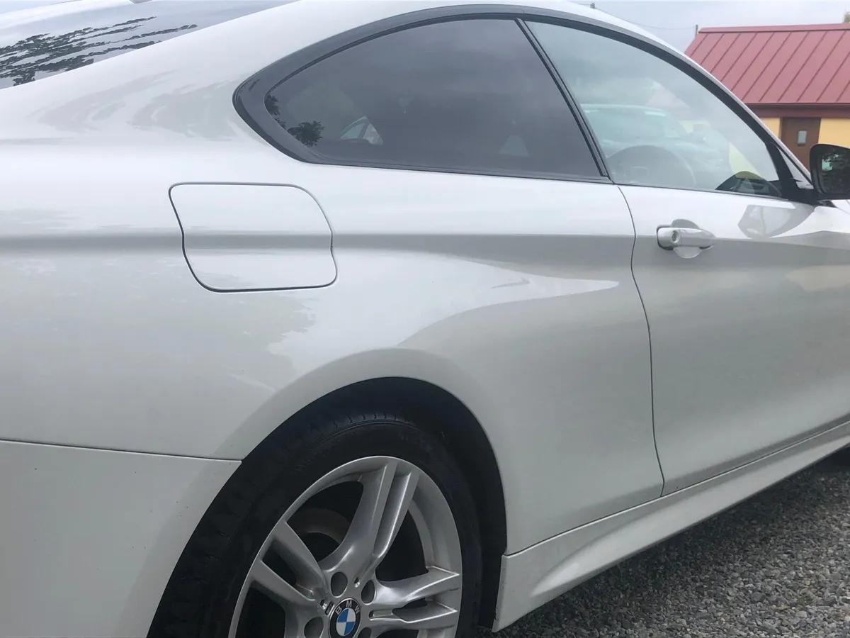 BMW 4-Series 2019 - Image 3
