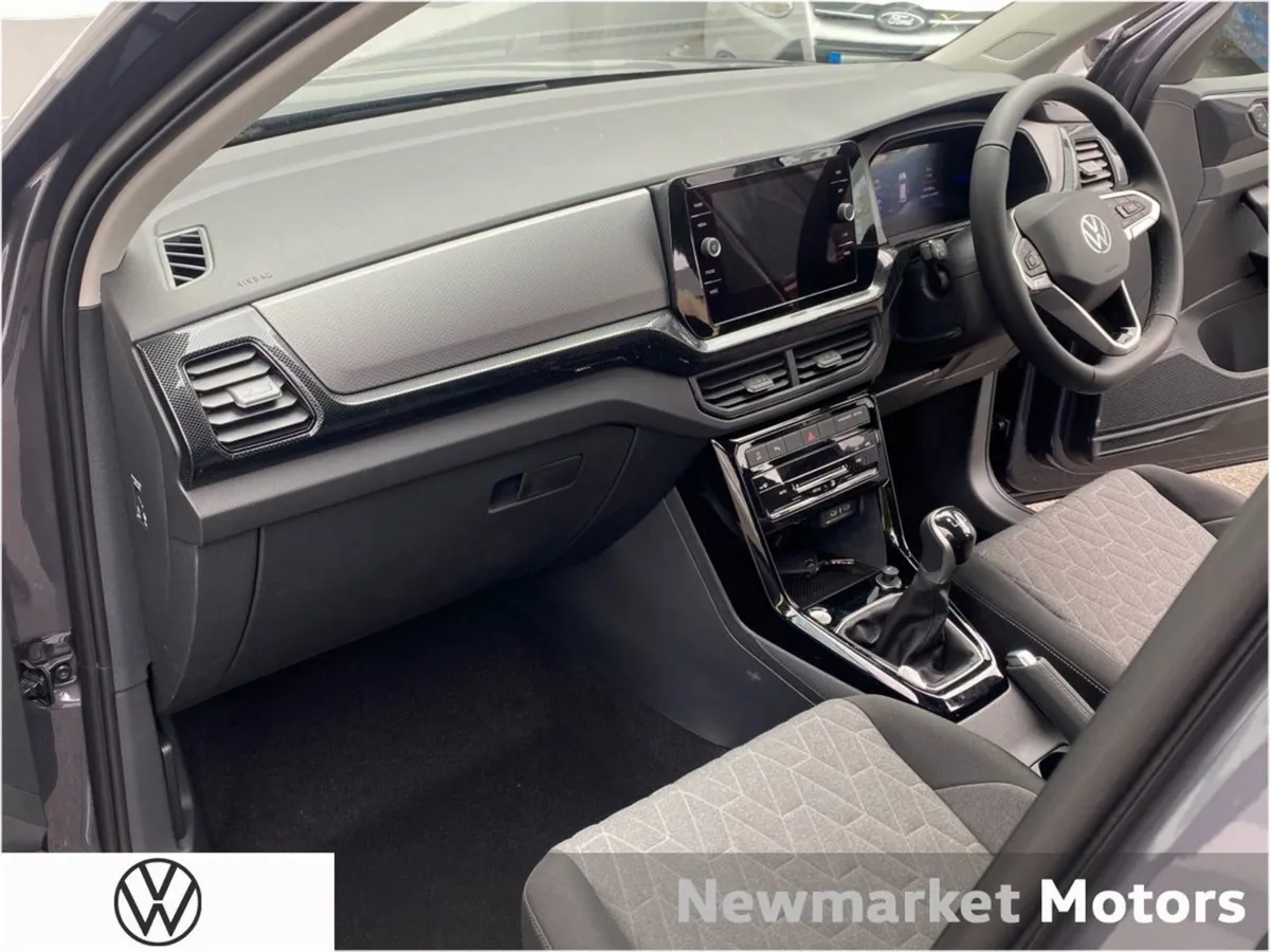Volkswagen T-Cross 1.0tsi Launch Edition Petrol - Image 4