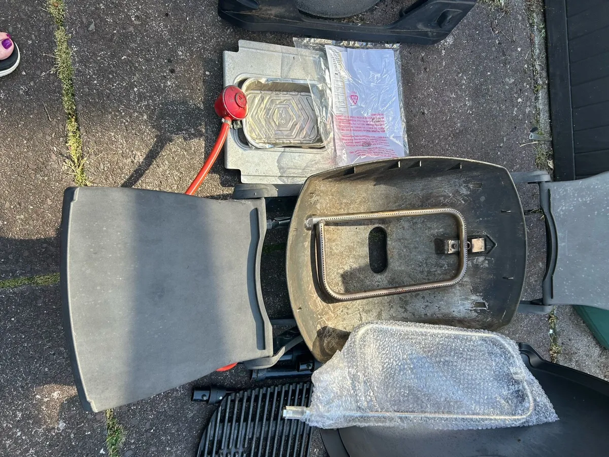 Weber Gas BBQ - Image 2