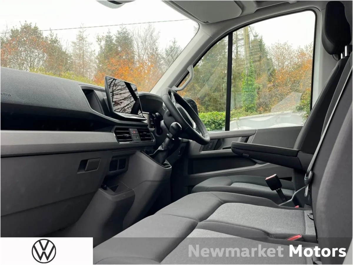Volkswagen Crafter 177BHP New Model Highline 35 M - Image 3