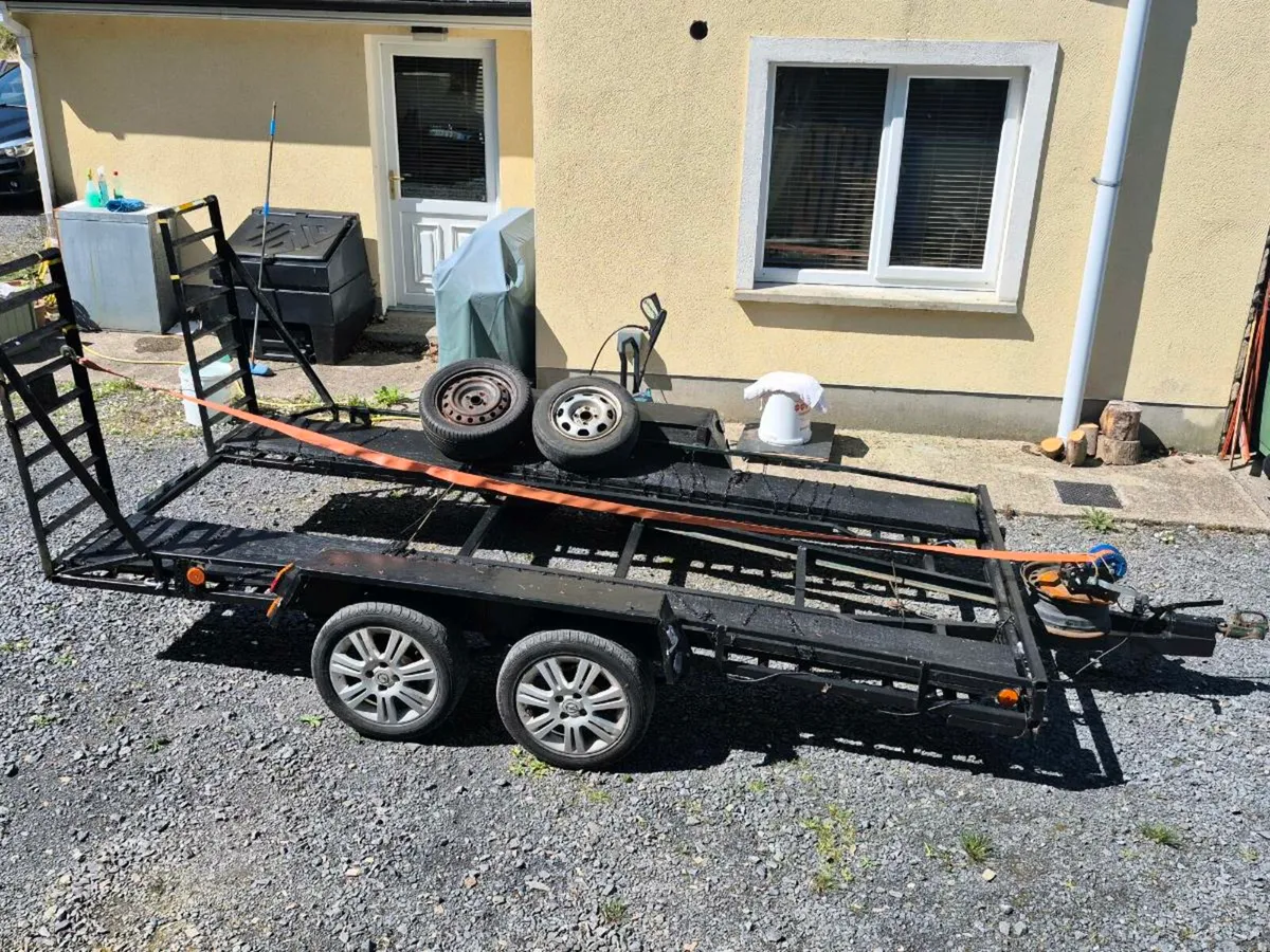 Car transporter - Image 2