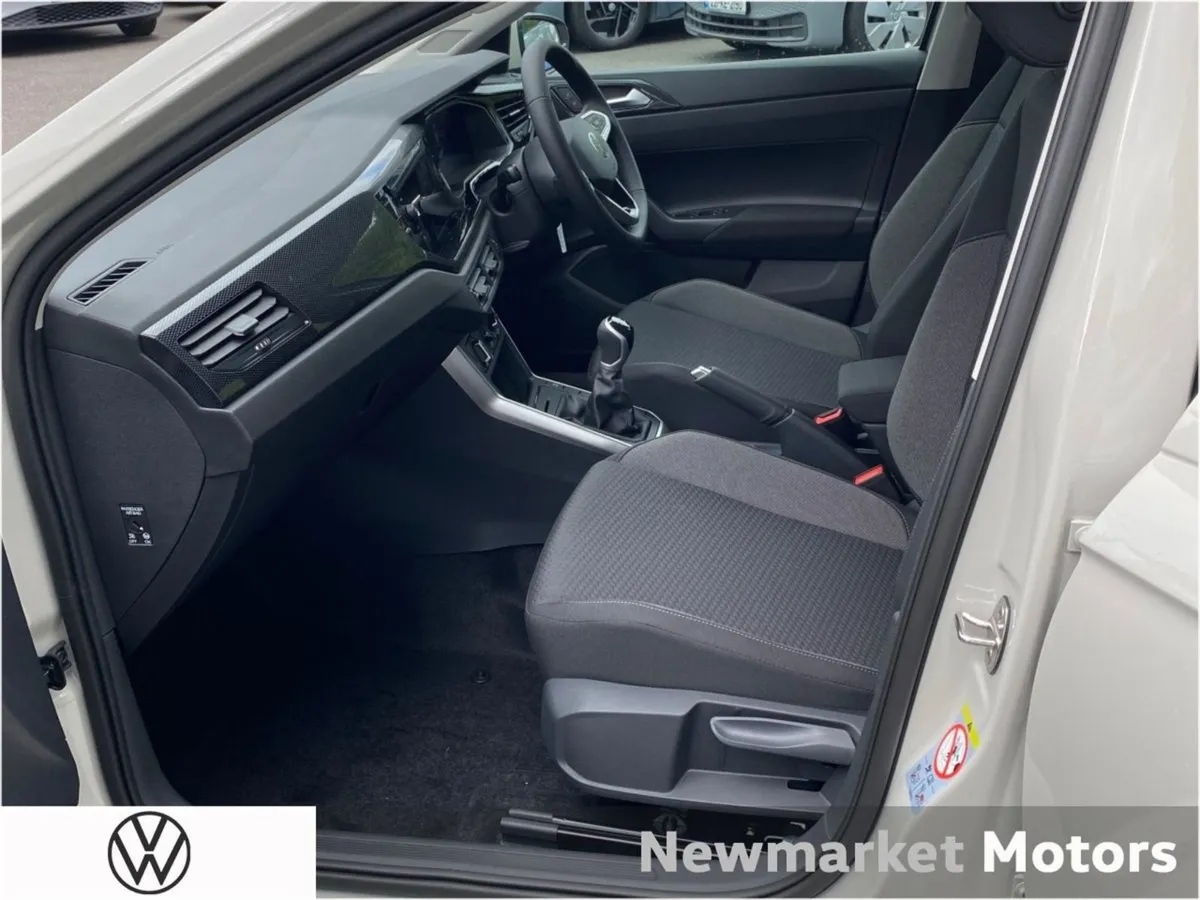 Volkswagen Polo Life 1.0tsi Petrol 95bhp Availabl - Image 4