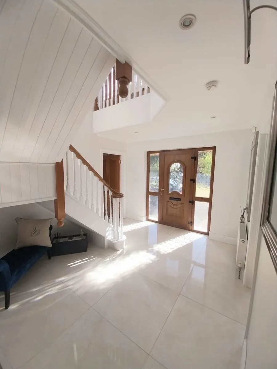 5 Bedroom Detached House For Sale - Image 4