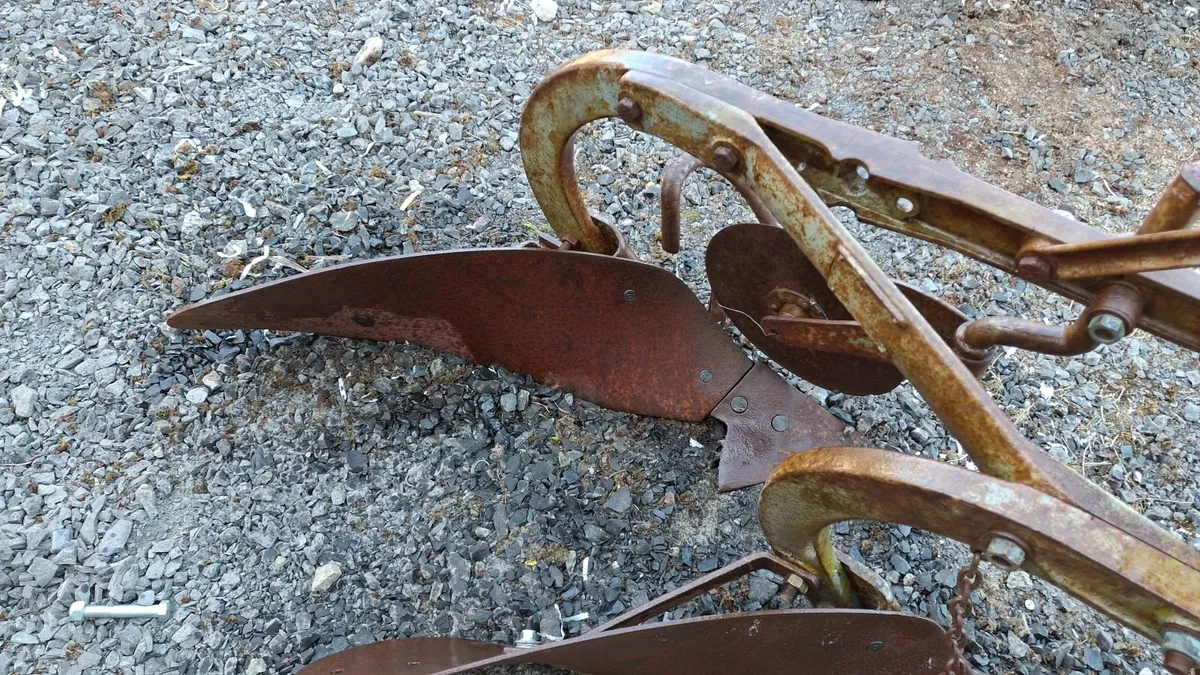 Ford ferguson plough - Image 3