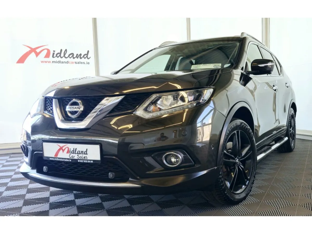 Nissan X-Trail 1.6 DCI Tekna  pan Roof huge Spec - Image 3