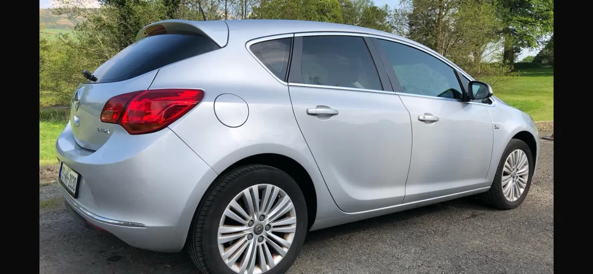 Opel Astra 2015 - Image 3