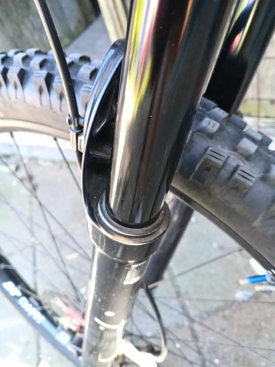 Mountain bike - Image 3
