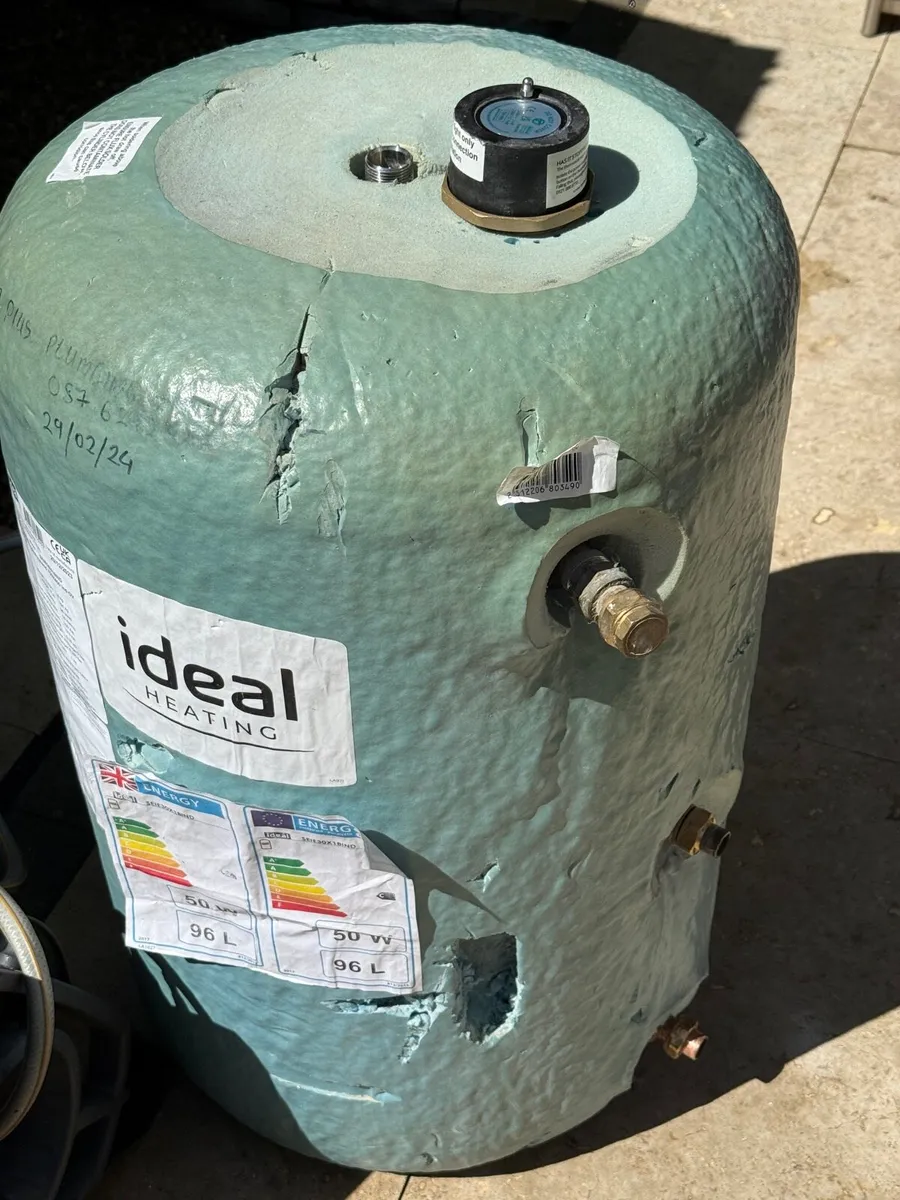 Hot water cylinder - Image 4