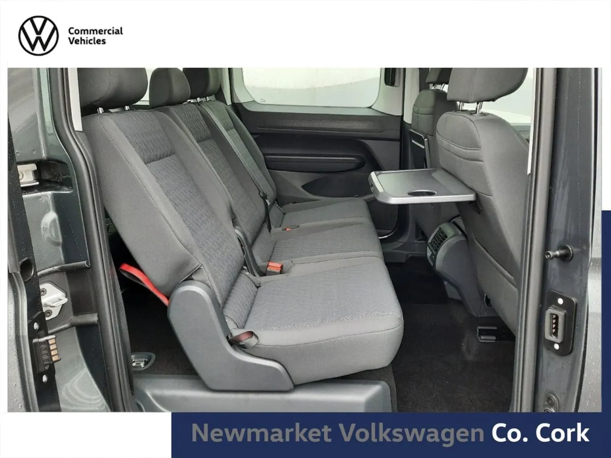 Volkswagen Caddy Maxi Life Seven Seater IN Stock - Image 3