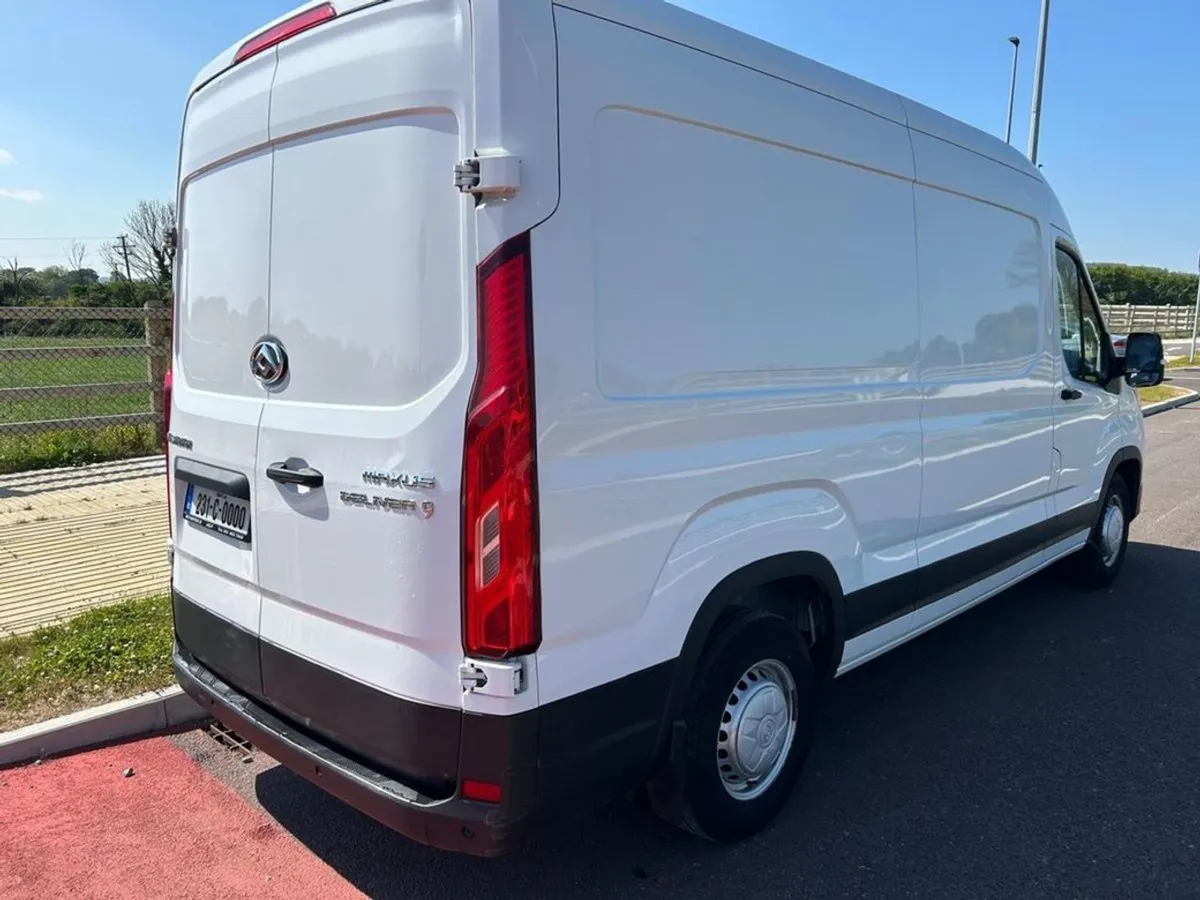 Maxus Deliver 9 Base LH P/V  immaculate Condition - Image 2