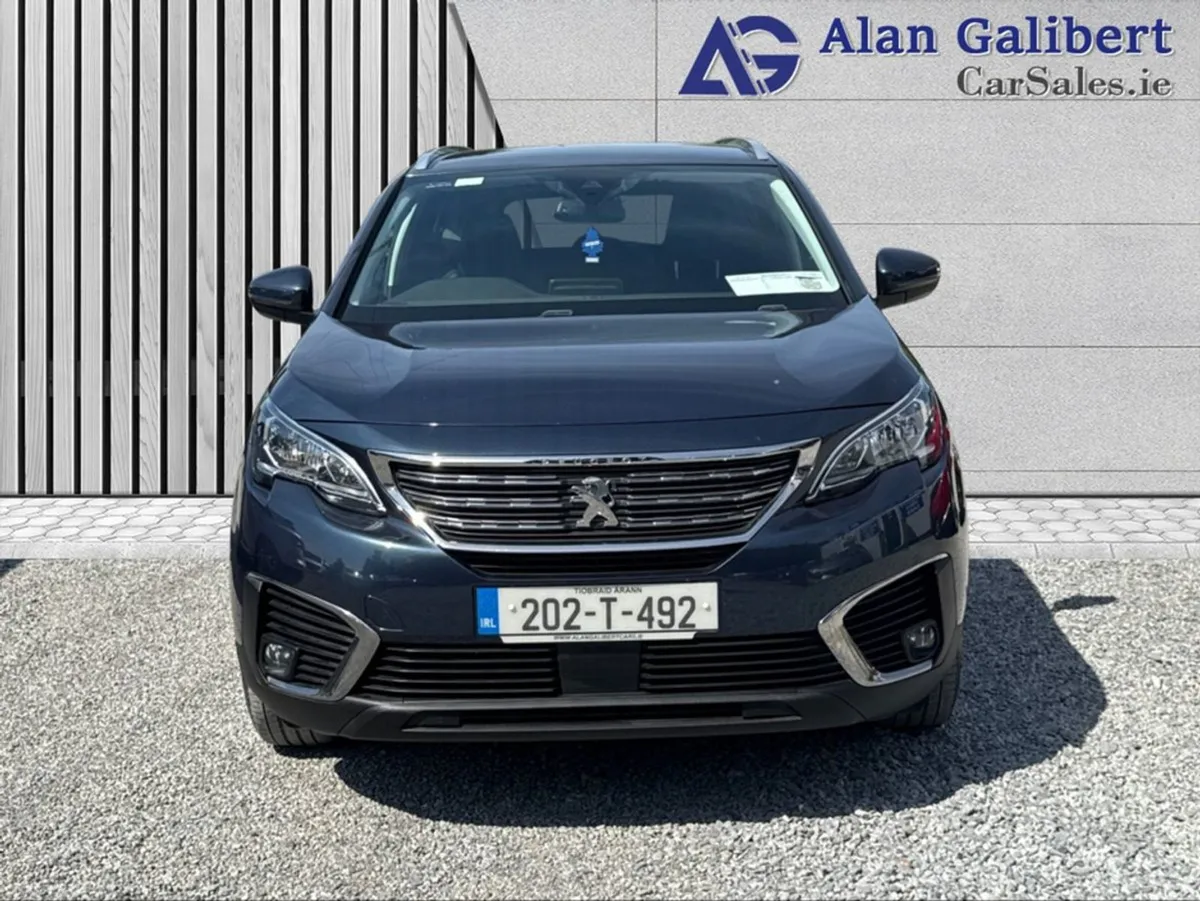 Peugeot 5008 Active 1.5 HDI 7 Seater  124 PW - Image 4