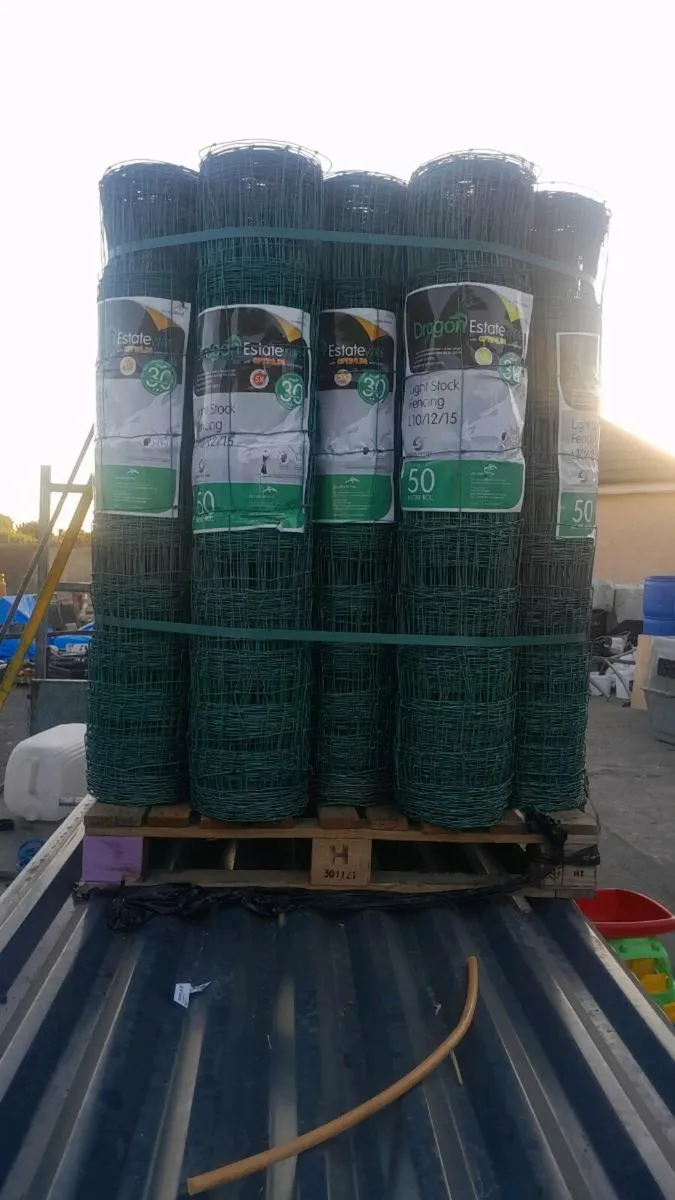 Fencing on sale - Image 1