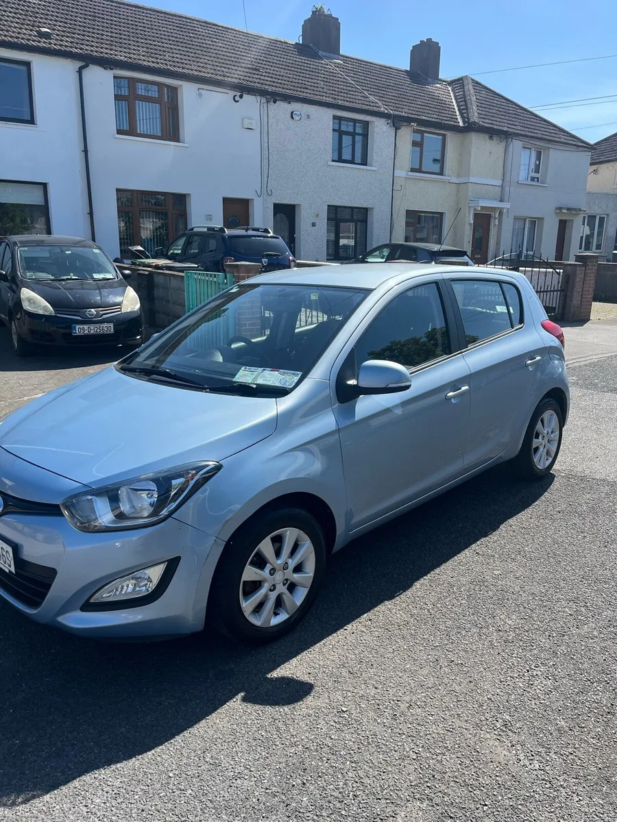 2013 Hyundai i20 - Image 1