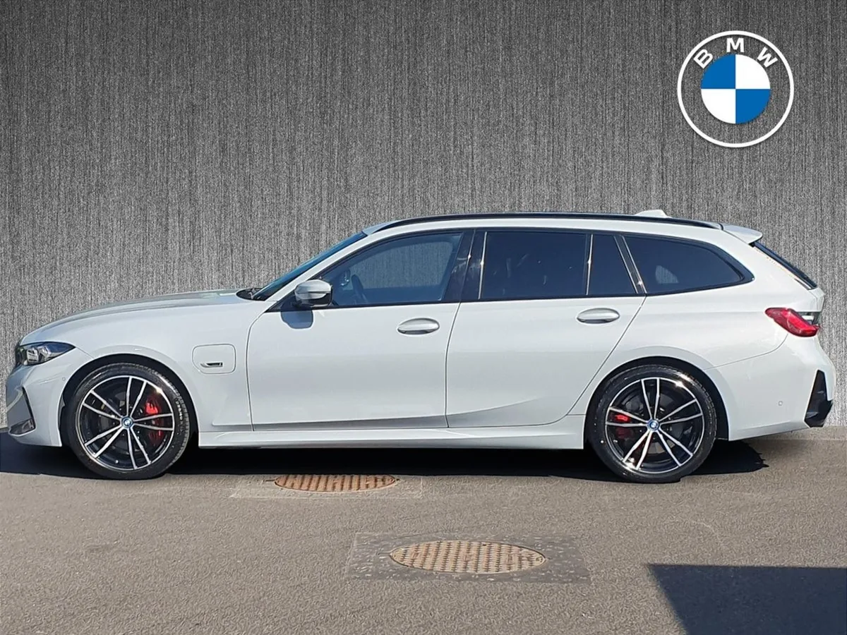 BMW 3 Series 330e M Sport Touring - Image 4