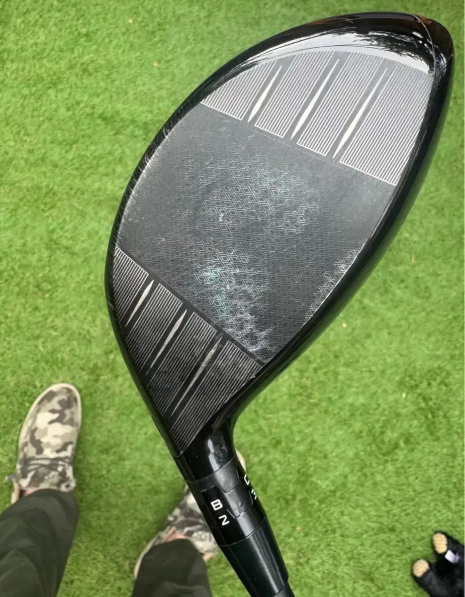 Titleist TSR3 9 Driver - HZRDUS CB 6.0 60g Shaft - Image 3